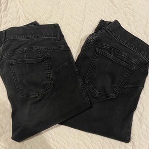Torrid Bombshell Skinny Faded Black Lot of Two sz 12r